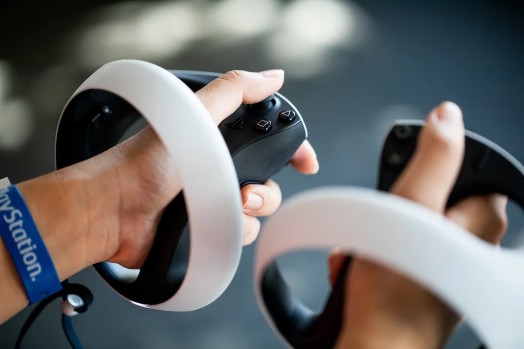 PSVR 2官方价格公布 消费者遥不可及