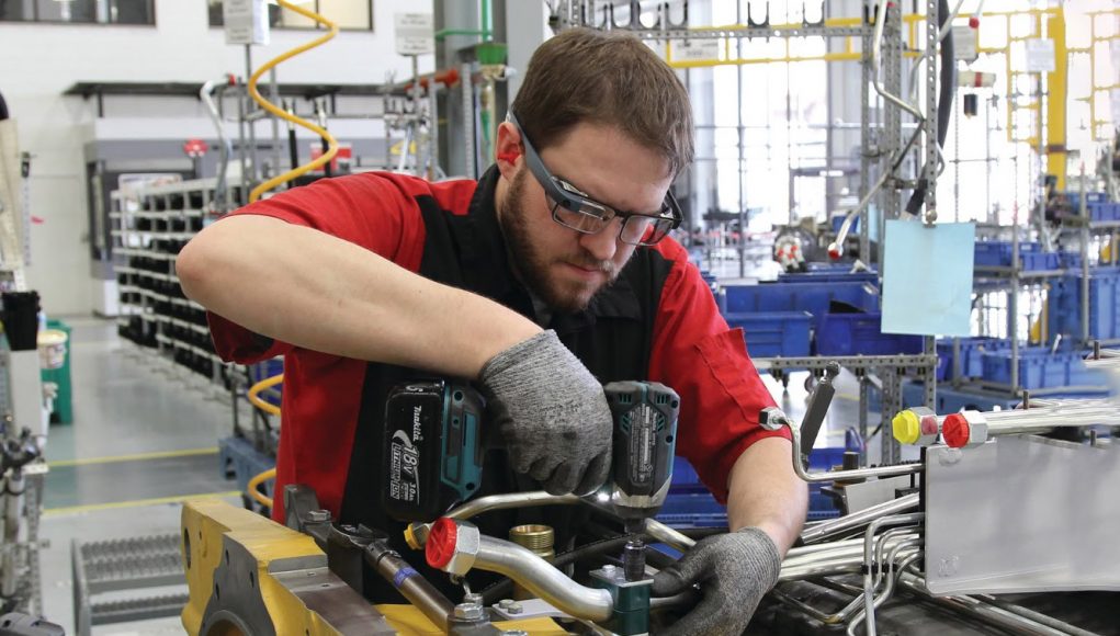Google 停产 Glass Enterprise Edition 智能眼镜
