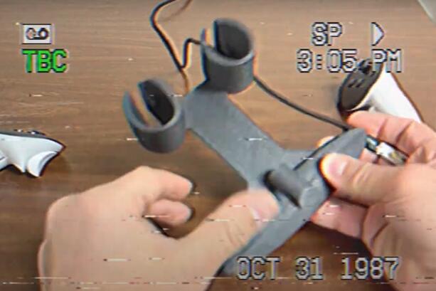quest3收纳座，有3D打印条件可以试试