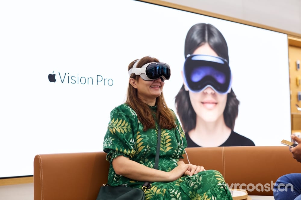 Apple Vision Pro 店内演示现采用更舒适的双环带