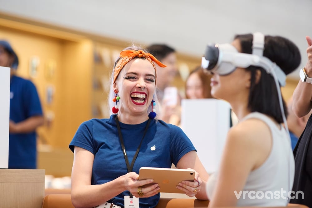 Apple Vision Pro 店内演示现采用更舒适的双环带