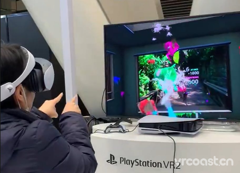 PlayStation VR2 现在支持手部追踪