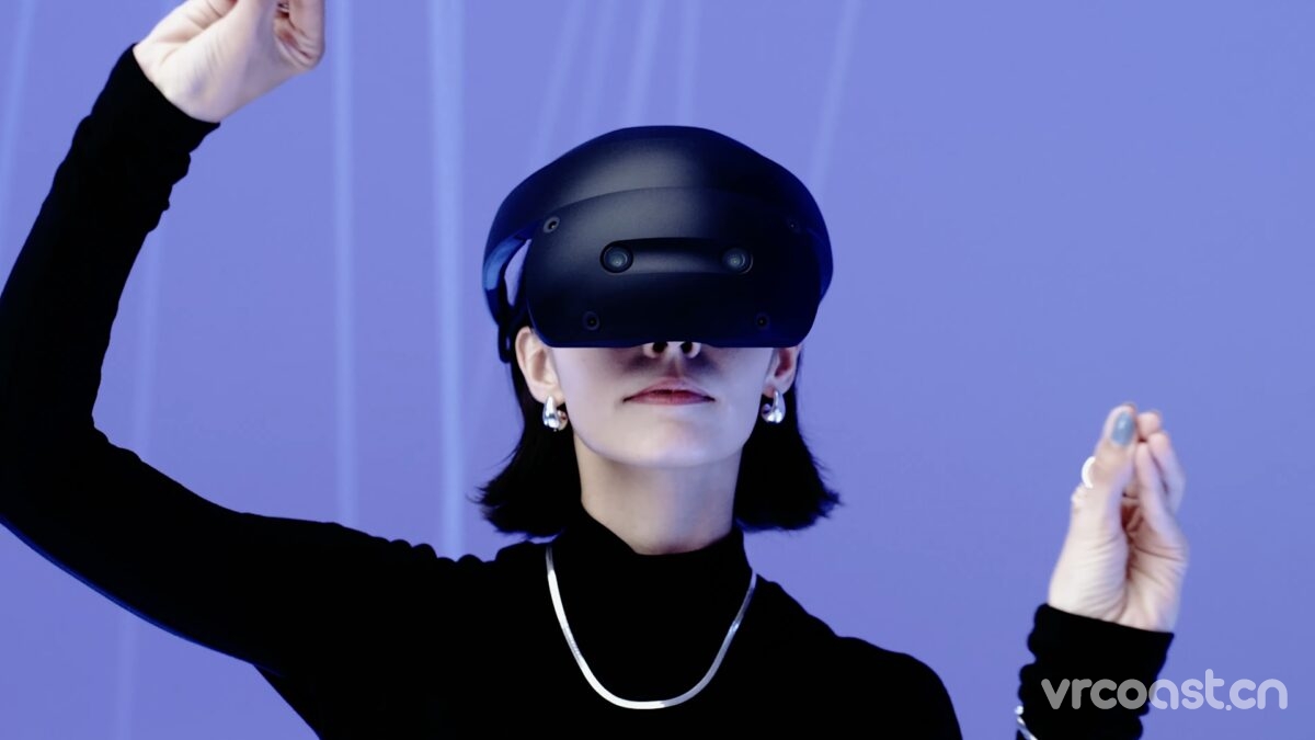 索尼发布混合现实头显 XYN